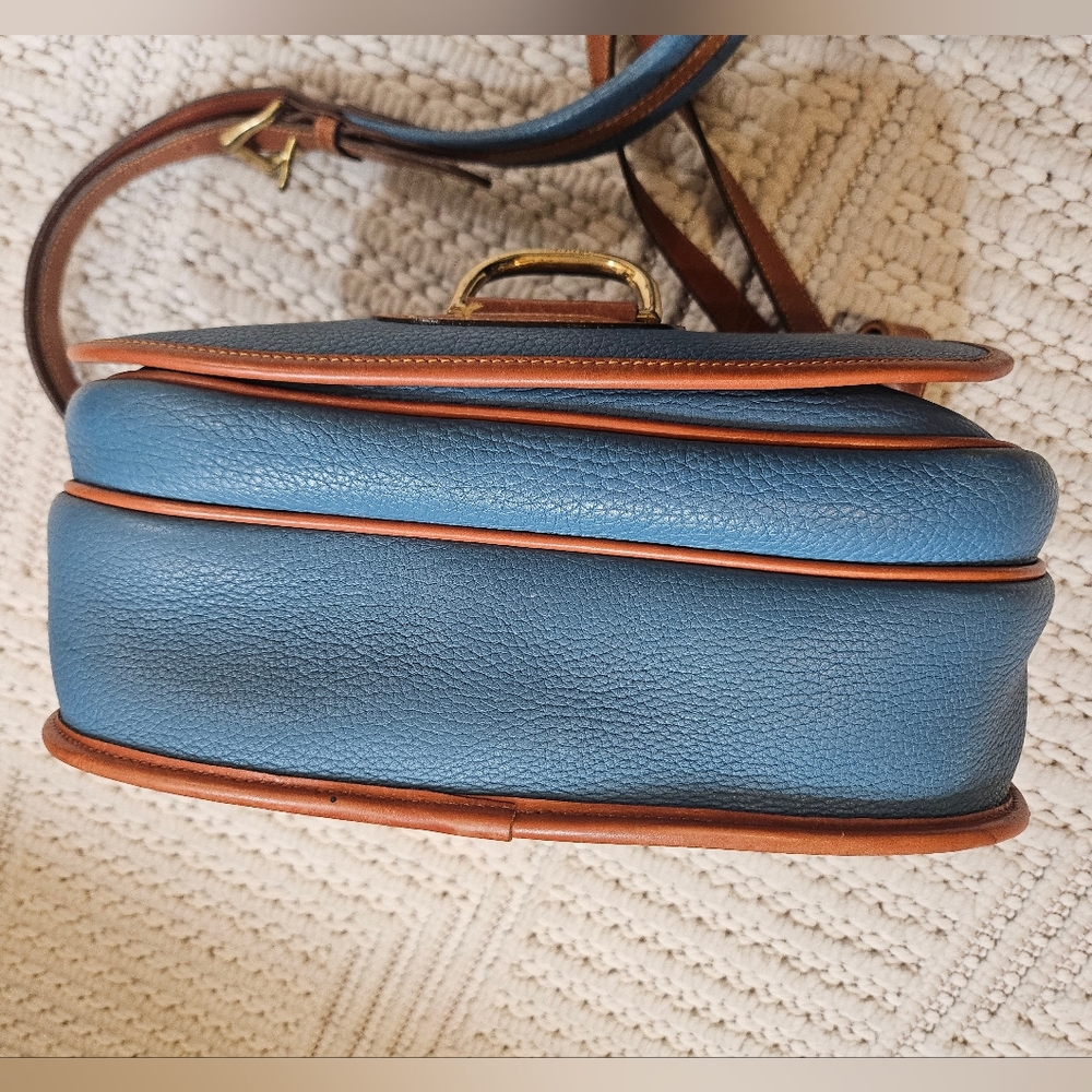 Vintage Dooney & Bourke Large Horshoe Blue - Picture 5 of 15